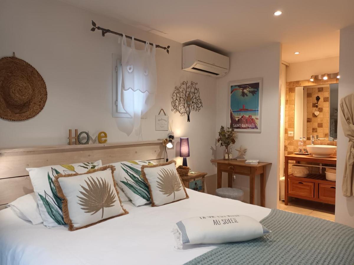Jolie Villa Lalou Cote D'Azur Trois Chambres Fréjus Eksteriør billede